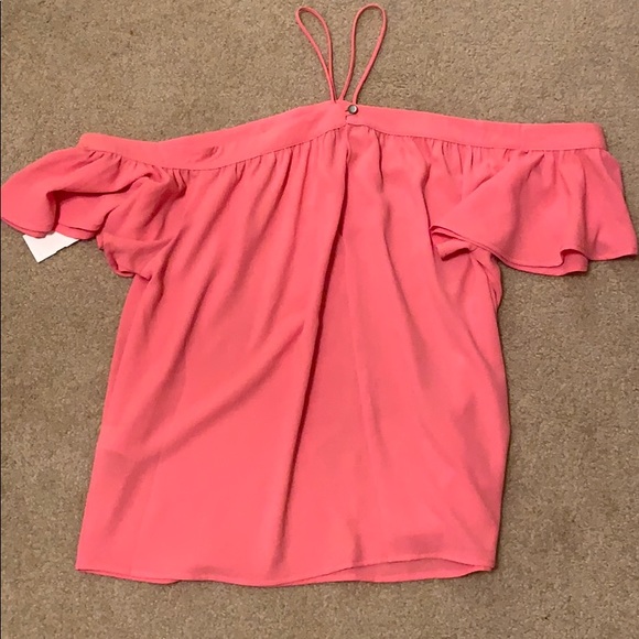 Impeccable Pig Pink off the shoulder shirt - Picture 5 of 5